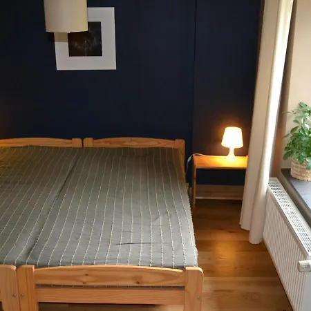 Well Kept Short Distance From The River And Forest Ferienhaus *