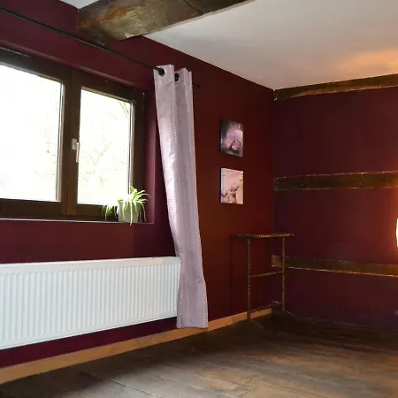 Ferienhaus Well Kept Short Distance From The River And Forest *